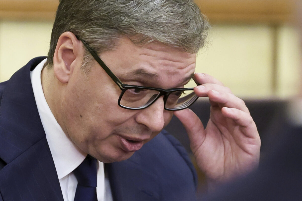 Serbia: Vucic intensifies crackdown as protests grow