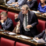 Governo, Bonelli: “Abbassi i toni, io minacciato da Bandecchi”