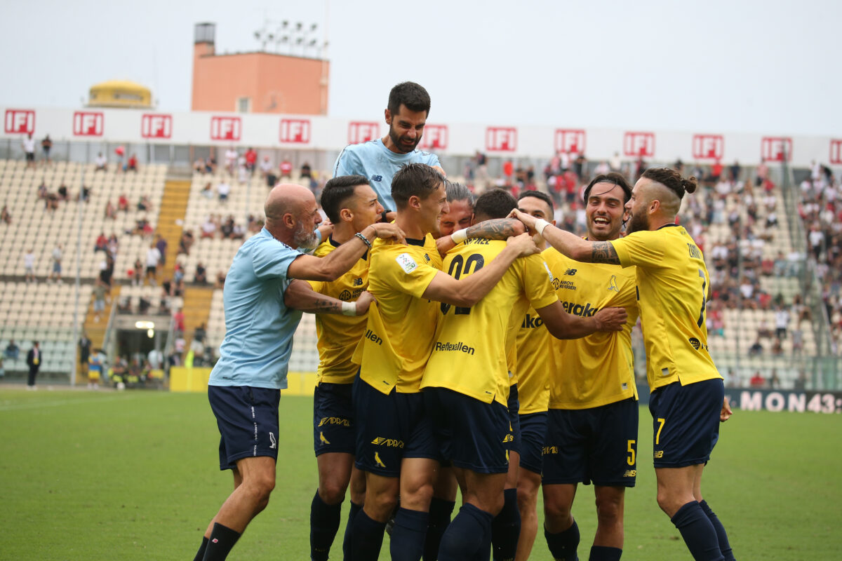 Serie B: draw between Pescara and Venezia, Modena routs Bari