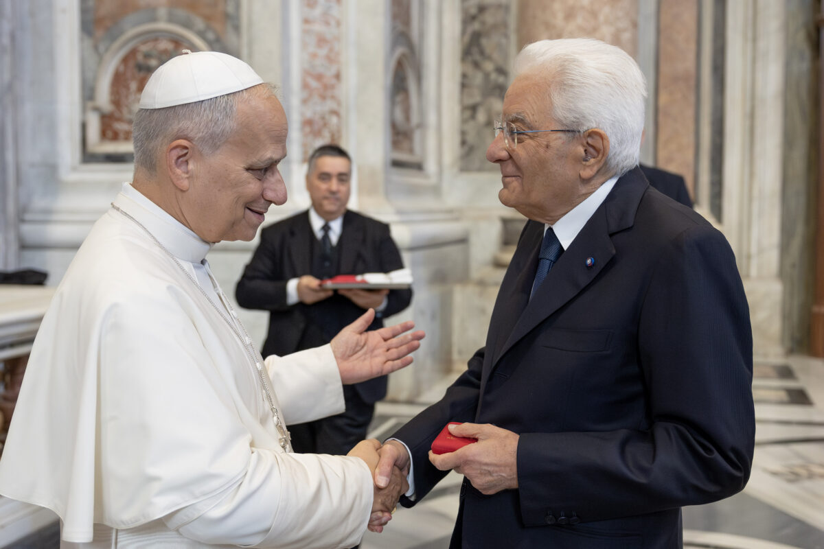 Pope, Mattarella: ‘World on dangerous precipice, urgent need for peace and justice’