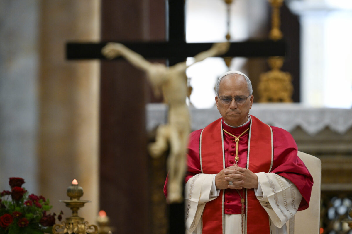 Middle East, Pope calls Gaza parish: ‘Concern and closeness’
