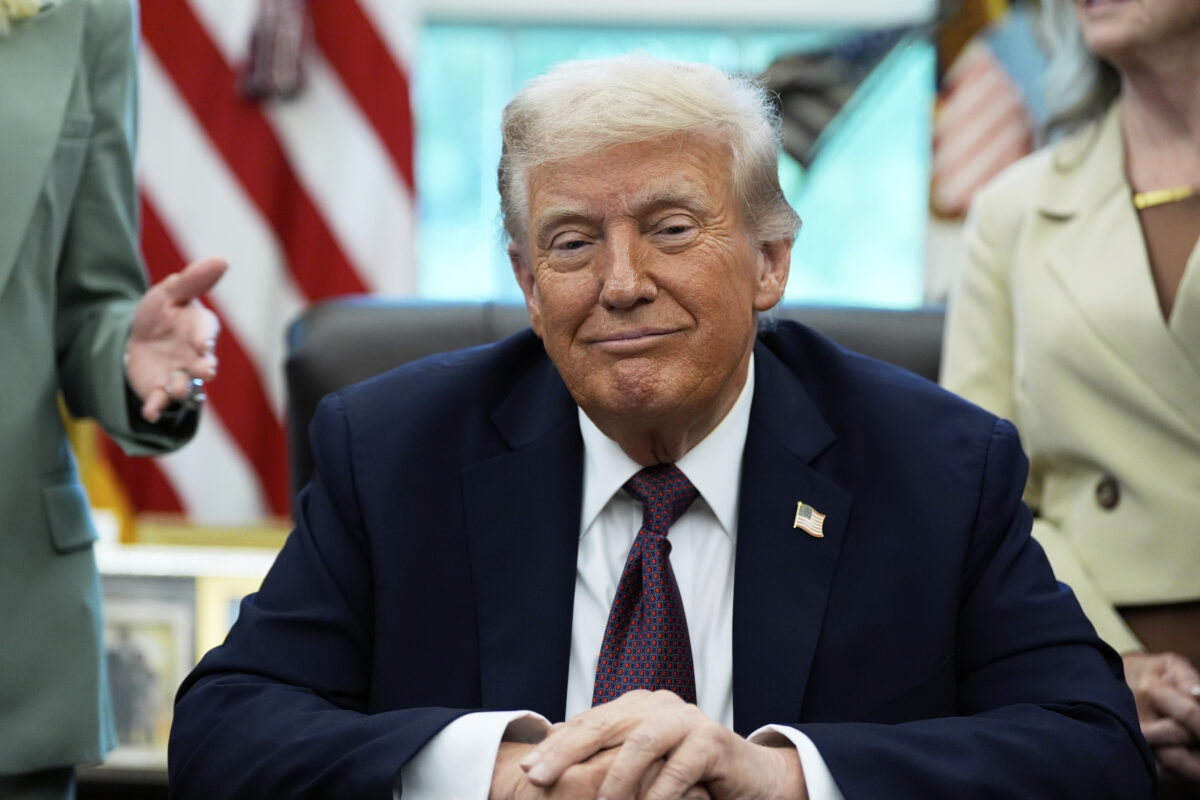 USA, Trump sues The New York Times for 15 billion dollars