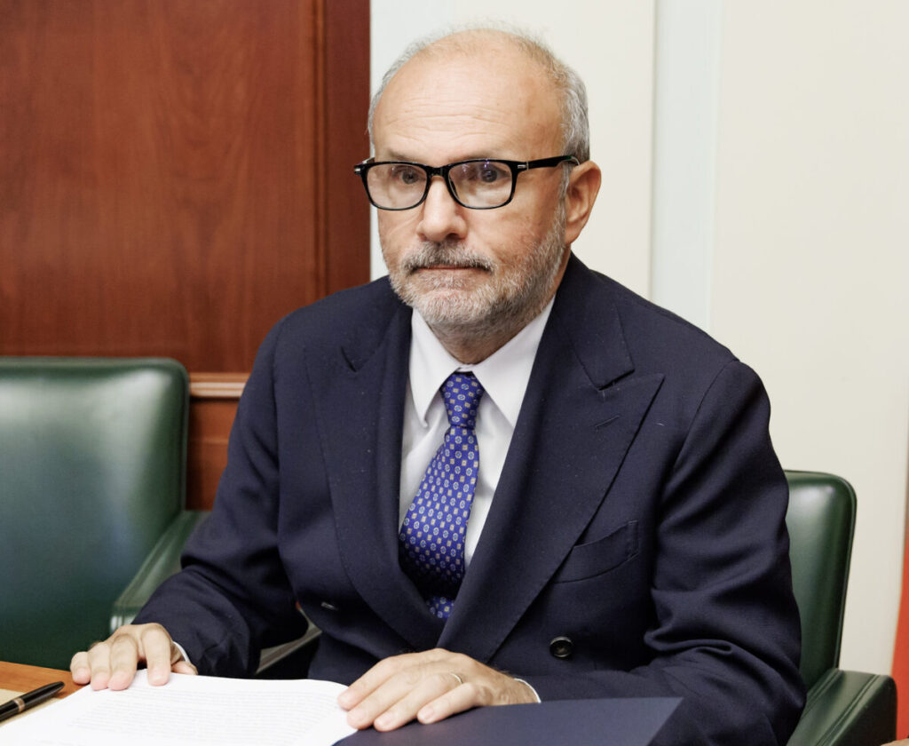 Cabinet approves delegated bill on pharmaceutical legislation reorganization