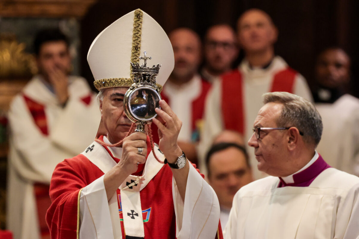 Naples: the miracle of San Gennaro repeats itself