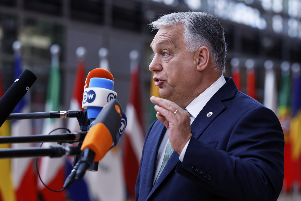 Hungary, Orban to designate Antifa as a terrorist group: “Salis among them”