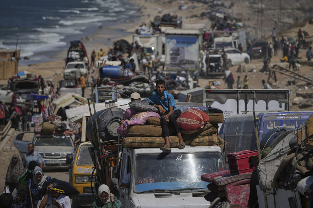 IDF: “Unprecedented force in Gaza City, residents should leave”