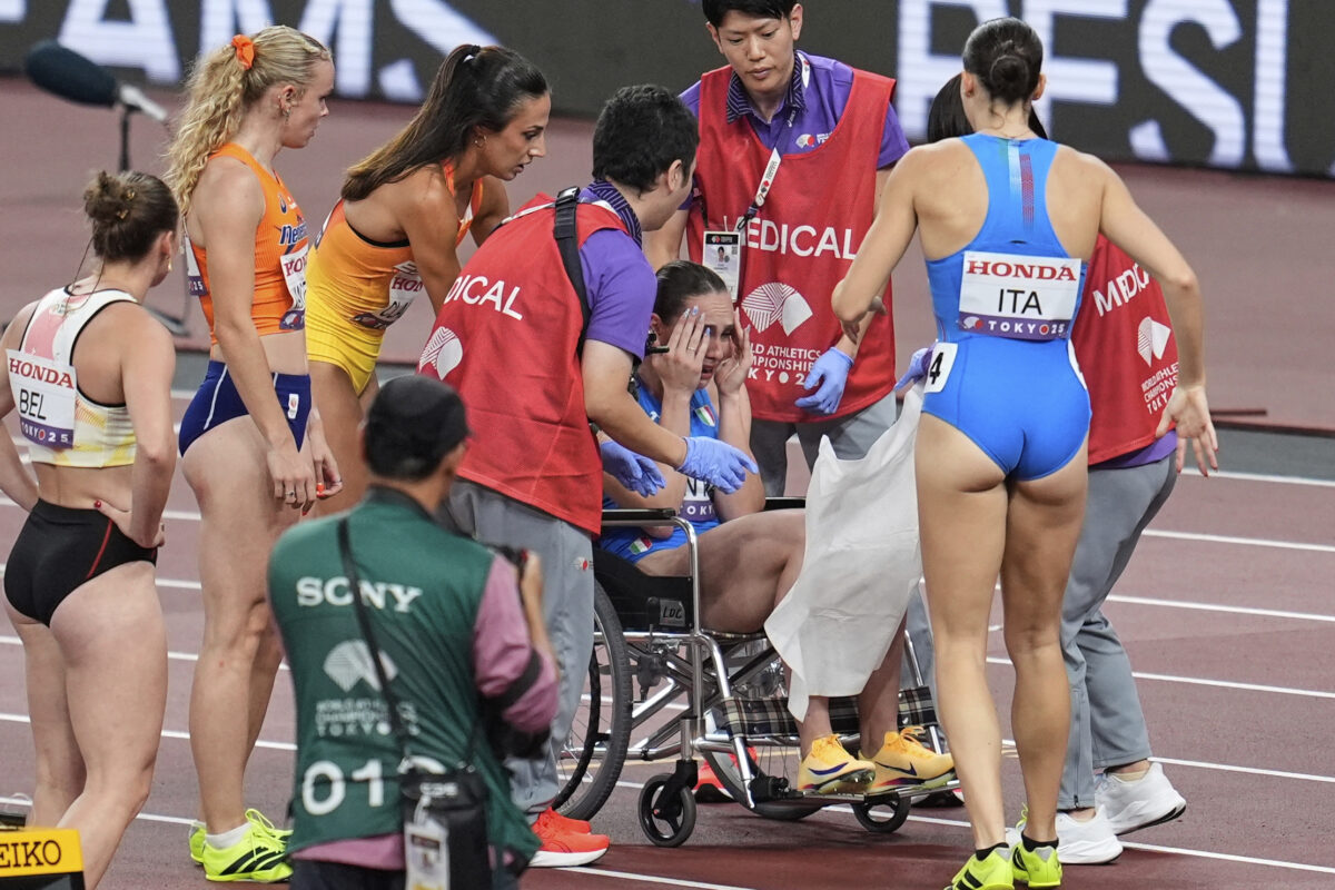 Athletics: World Championships, women’s 4×100 out of the final