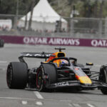 F1, Azerbaijan GP: Verstappen wins. Russell and Sainz on the podium