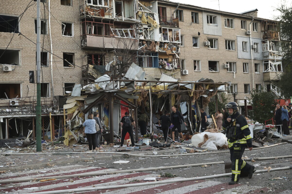 Ukraine: Russian attack overnight in Zaporizhzhia, Sumy and Kyiv, at least two dead Ukraine: Russian attack overnight in Zaporizhzhia, Sumy and Kyiv, at least two dead