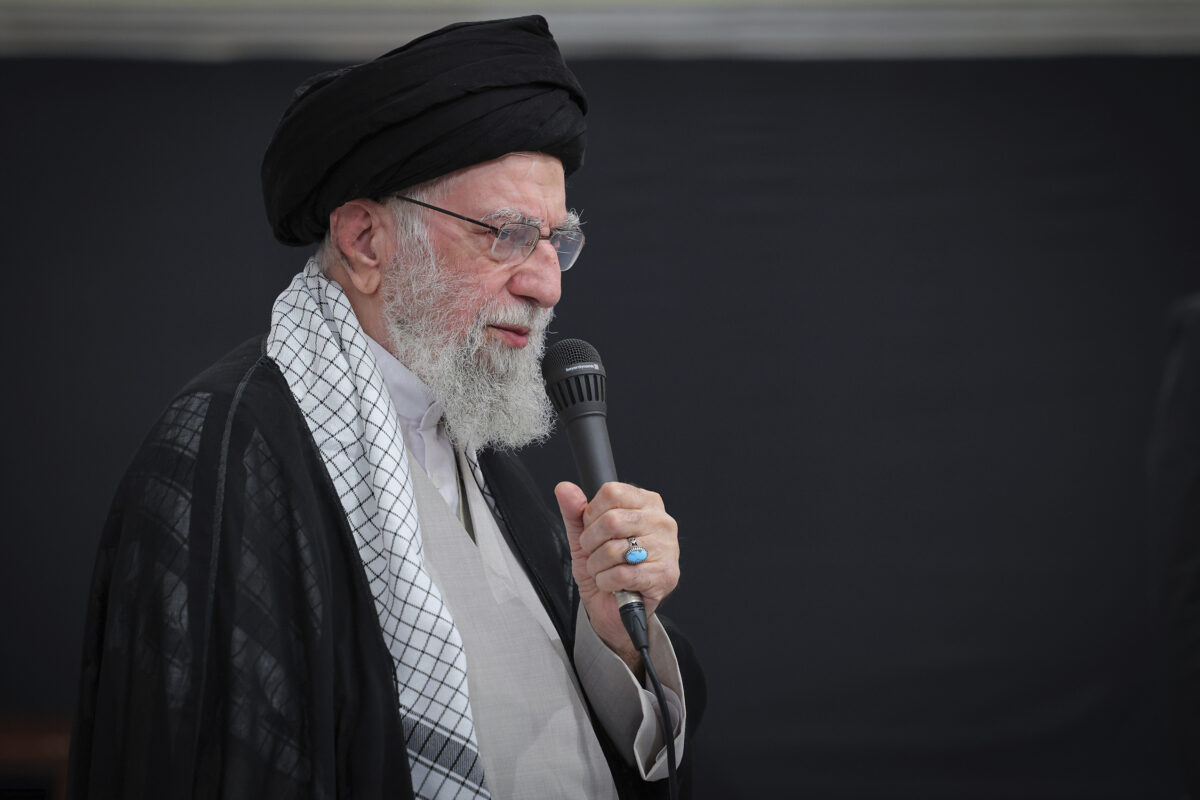 Iran, Khamenei: ‘No negotiations with the US, nuclear issue is an imposition’