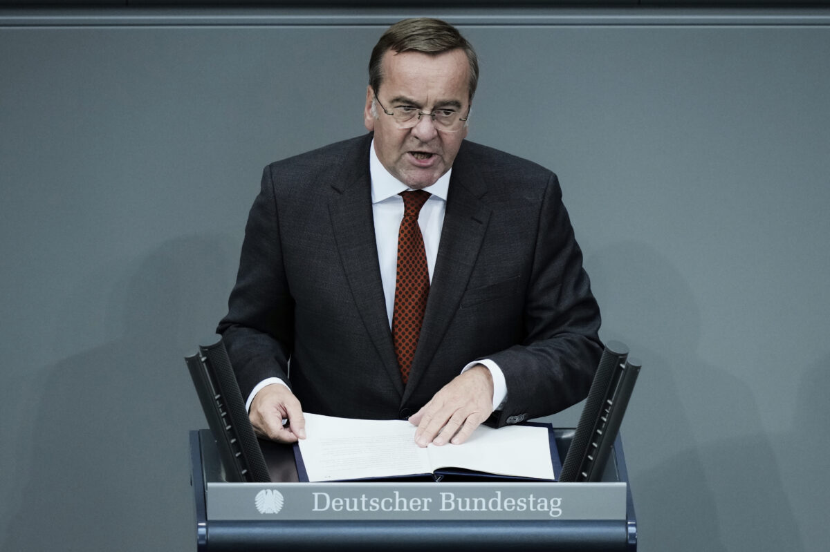 NATO, Berlin: ‘Airspace violations? We will not be provoked by Moscow’