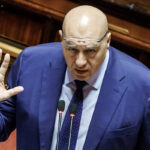 Flotilla, Crosetto: ‘Do not force the blockade and do not put lives at risk’