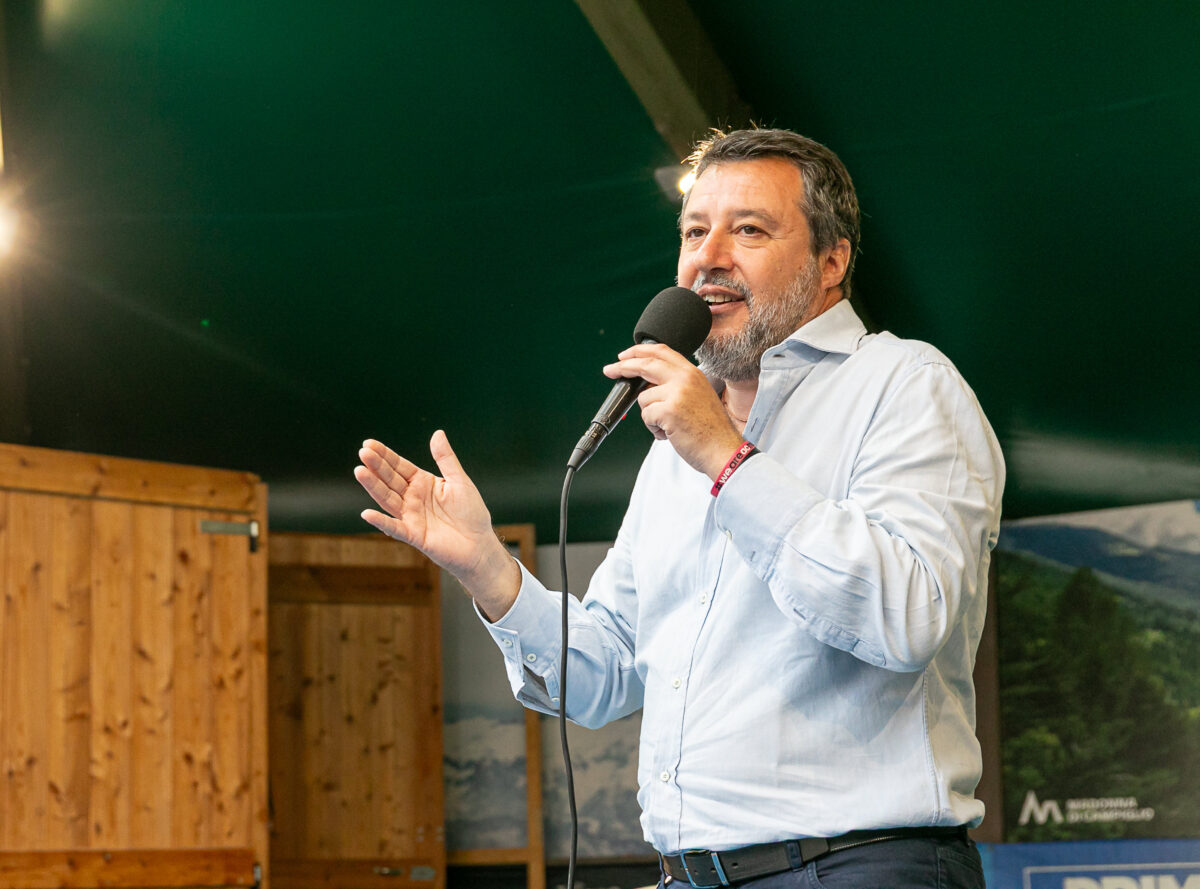 Security, Salvini: “We are working on a points-based residence permit”
