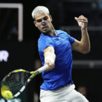 ATP Tokyo, Alcaraz dominates Bergs and flies into the quarter-finals