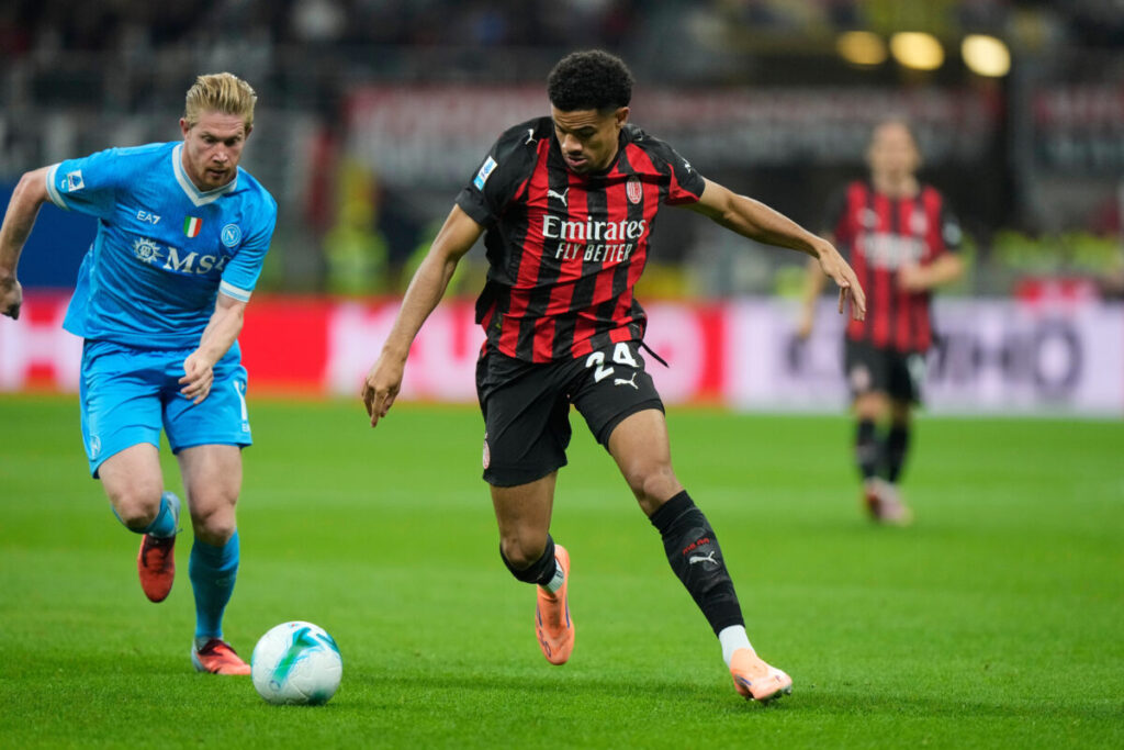 Football: Serie A, Milan-Napoli 2-1 ties them at the top