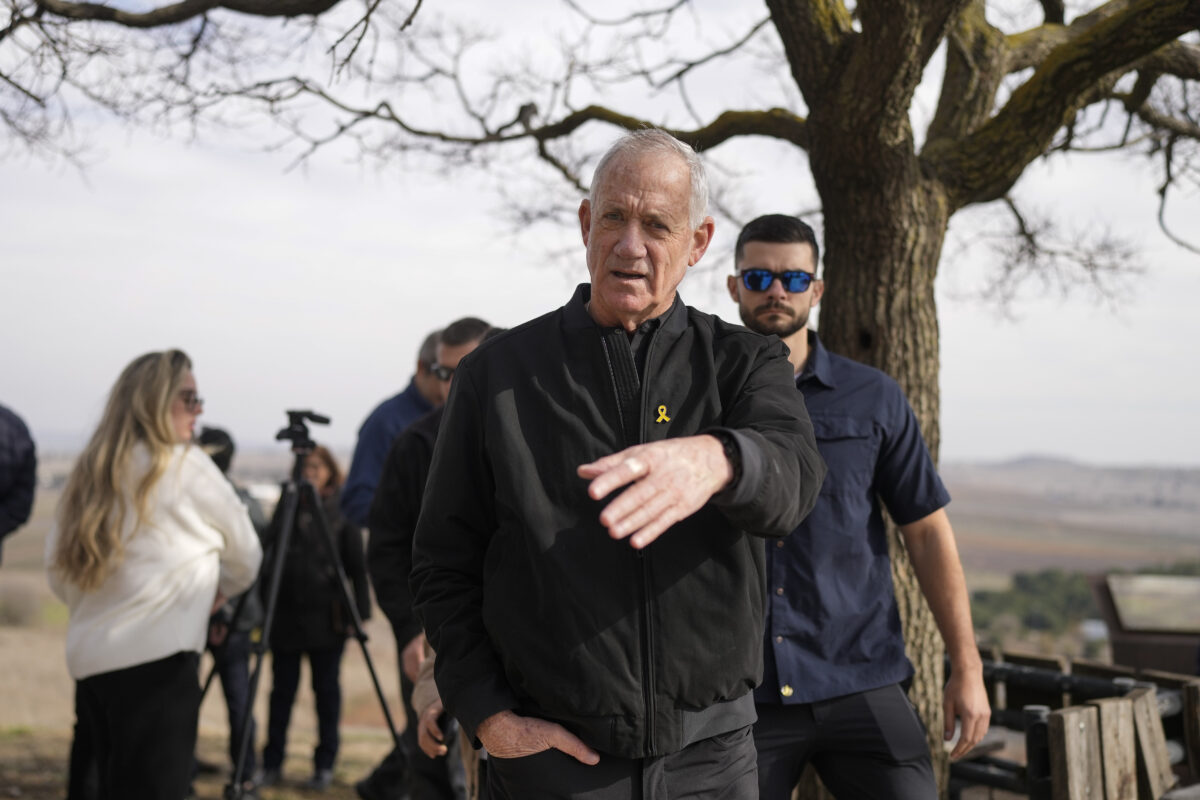 Gaza, Gantz expresses support for Trump’s plan: ‘Better late than never’