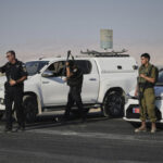 West Bank, car rams into civilians: 2 injured and attacker neutralized