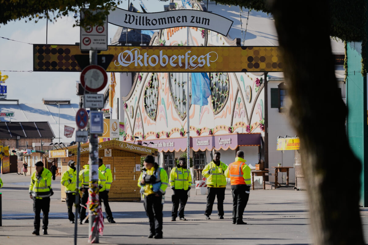 Germany: Munich police, no danger, Oktoberfest reopens at 5.30 p.m.