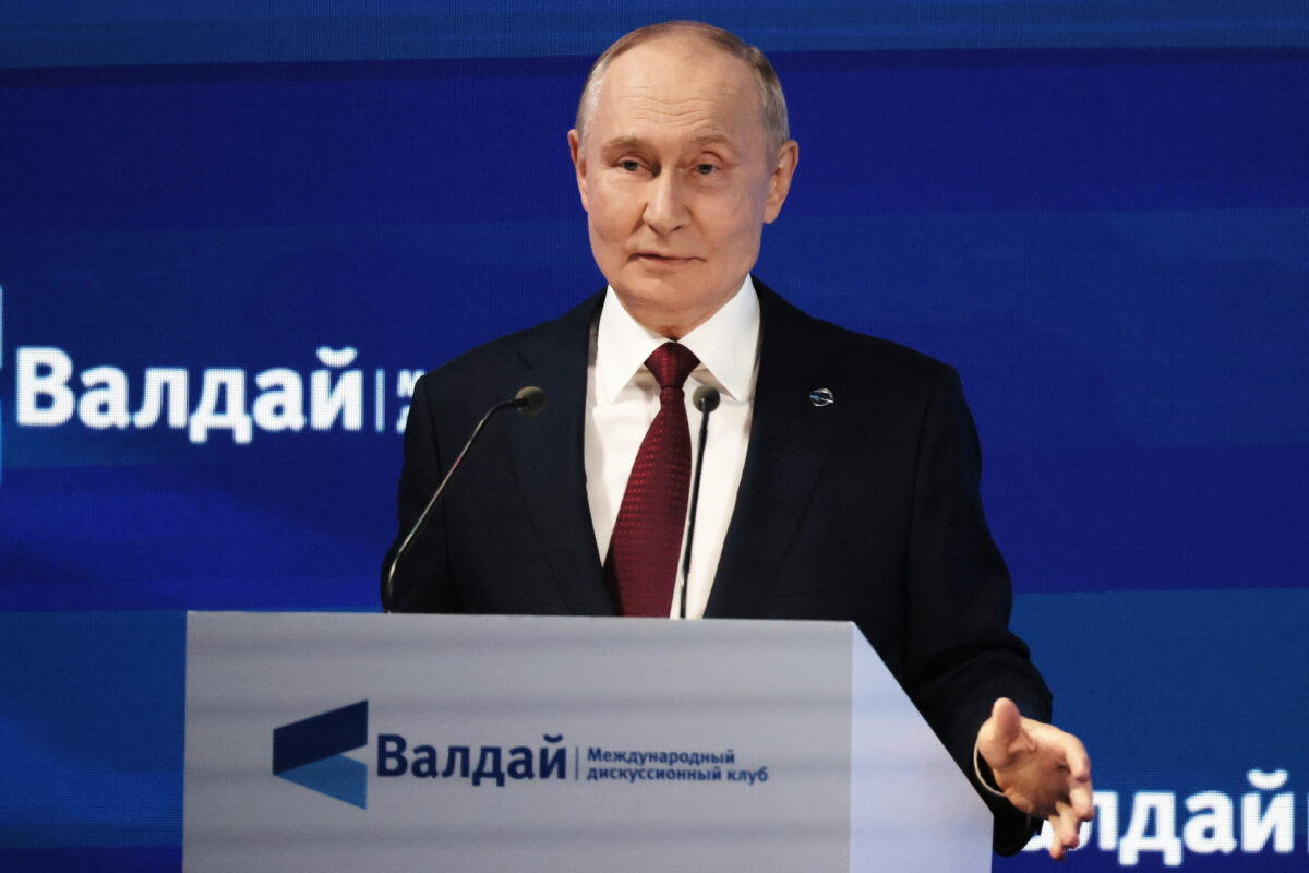 Middle East, Putin: ‘Ready to support Trump’s plan if it leads to two states’