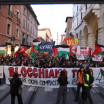 Strike for Gaza: tension in Bologna between police and protesters near Tangenziale