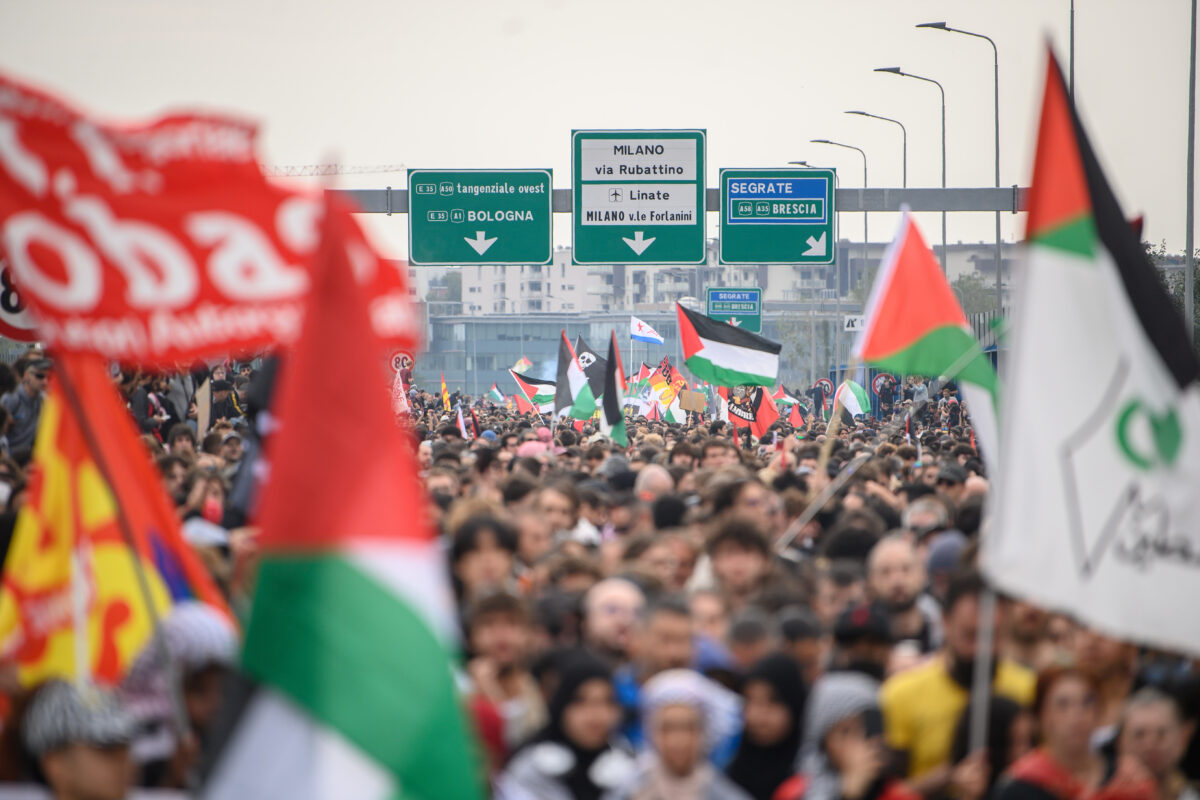 Flotilla: tensions in Milan, tear gas and stone throwing on the ring road