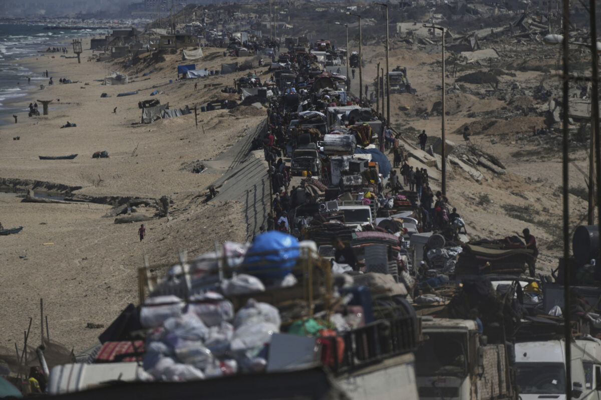 Israel warns Palestinians not to return to Gaza City