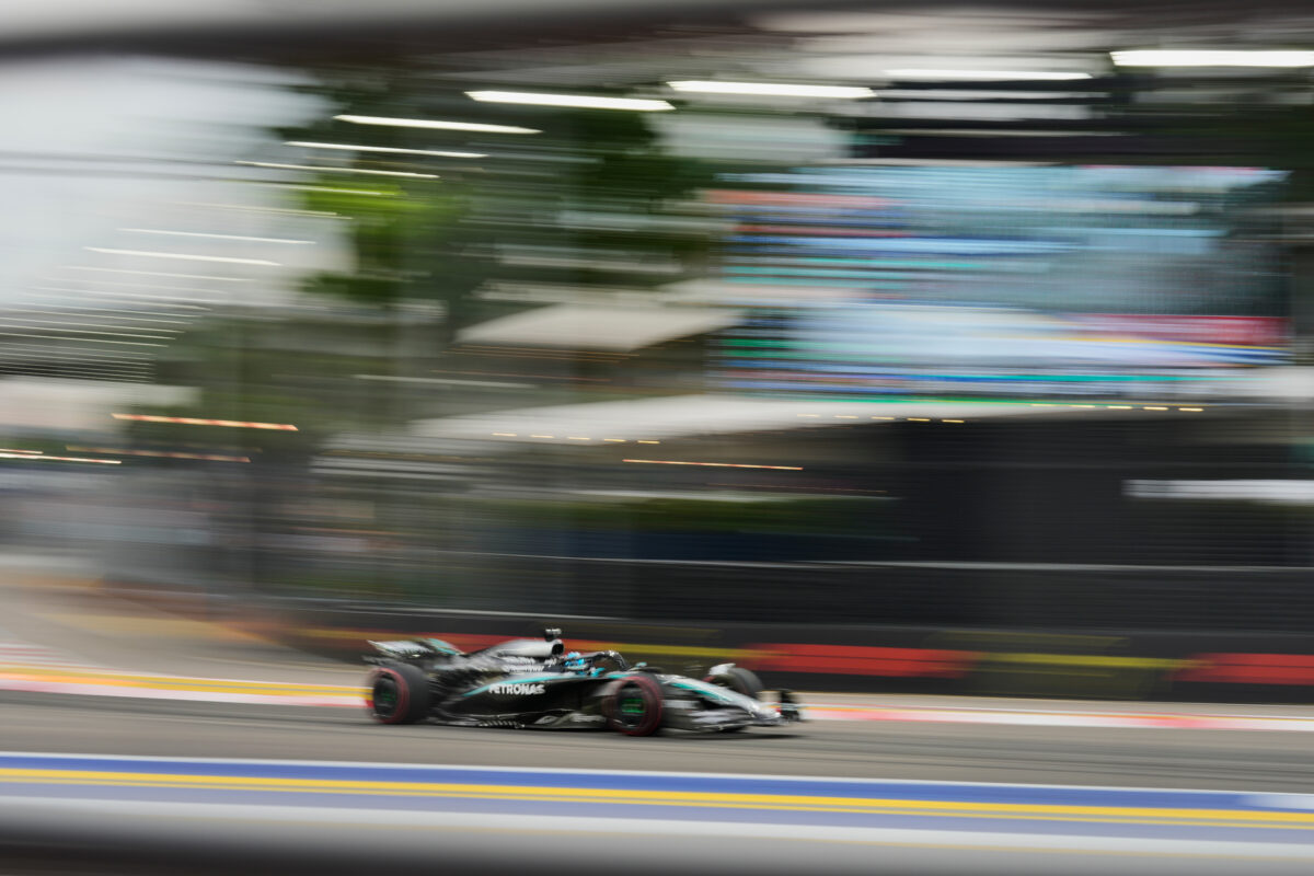 F1: Singapore Grand Prix, Russell takes pole ahead of Verstappen and Piastri, Hamilton 6th