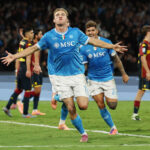 Football: Serie A, Napoli-Genoa 2-1