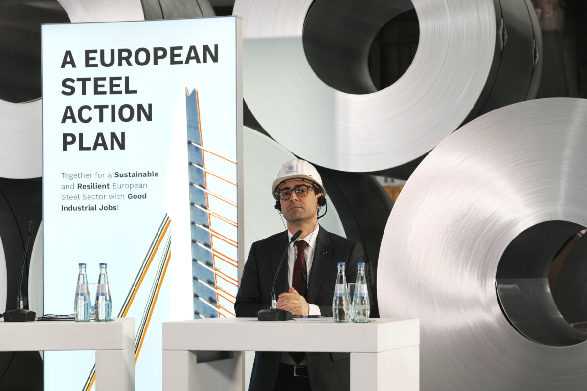 Séjourné: ‘To defend steel, less imports and 50% tariffs’