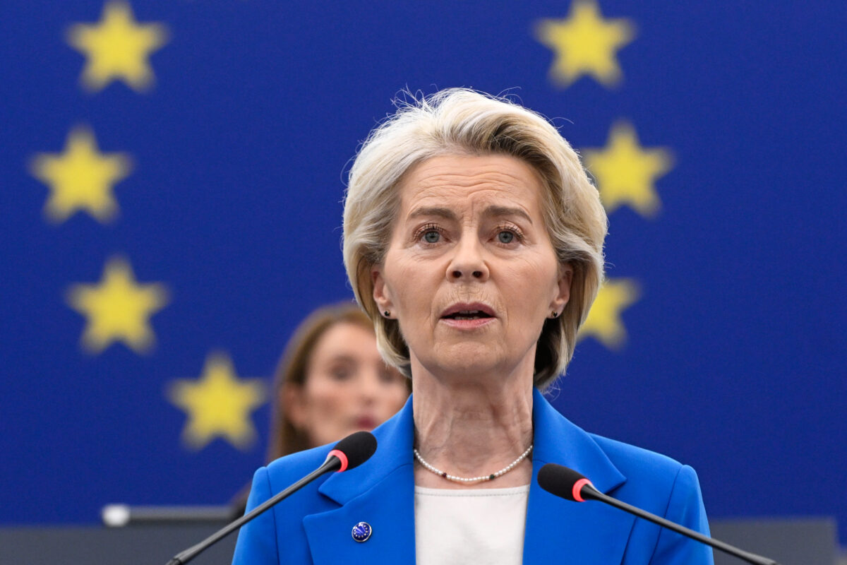 Von der Leyen: ‘Respond without hesitation to the hybrid war underway’