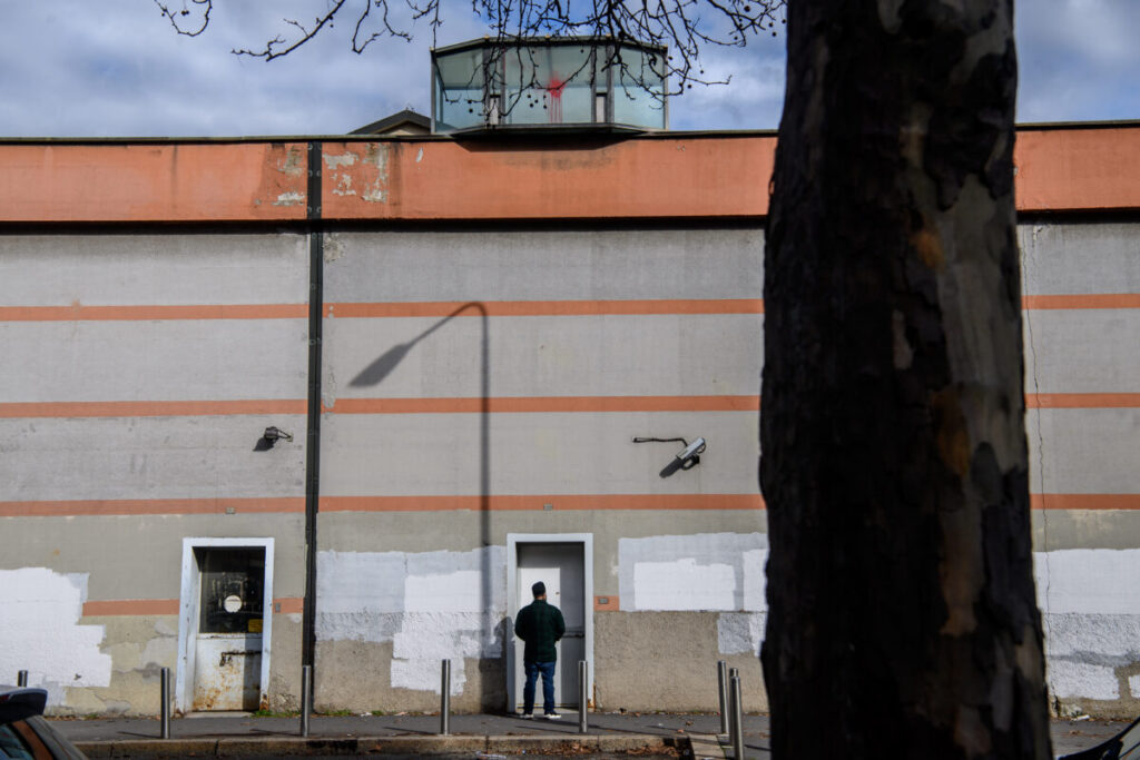 Prisons: search at San Vittore after two deaths from cardiac arrest