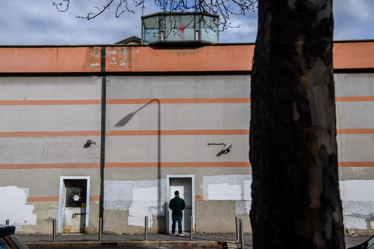 Prisons: search at San Vittore after two deaths from cardiac arrest