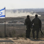 Gaza, IDF: ‘Troop withdrawal begun under cover of air strikes’