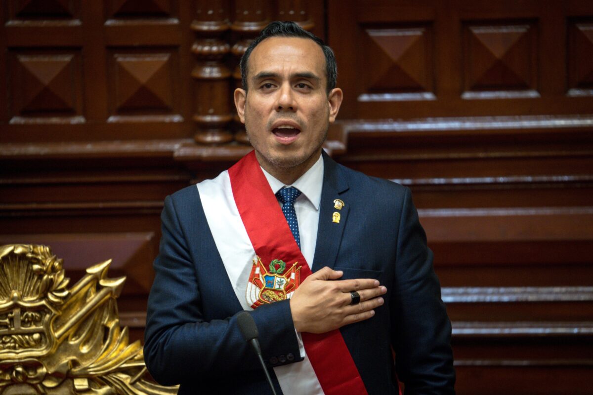 Peru: Congress President Jeri assumes interim presidency Peru: Congress President Jeri assumes interim presidency