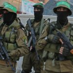 Gaza, Hamas: “Hostage release will begin Monday morning”