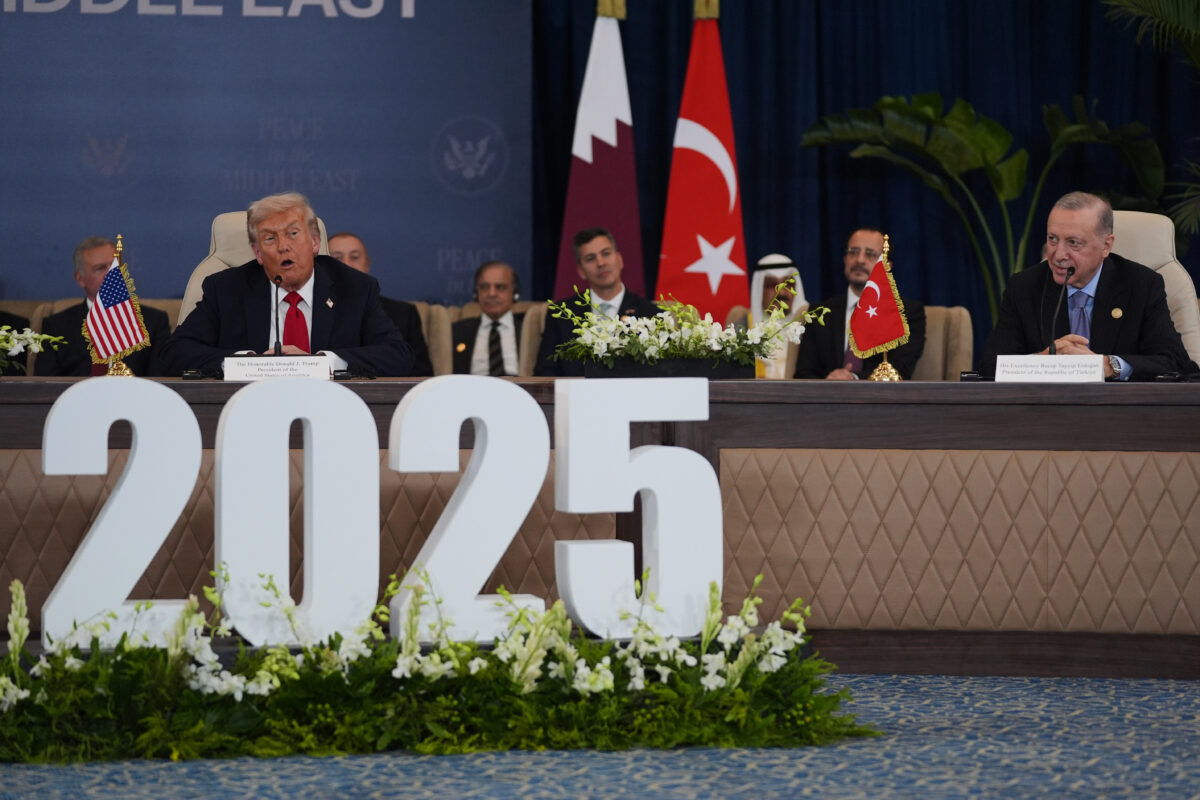 Gaza, US, Egypt, Turkey and Qatar leaders sign agreements in Sharm