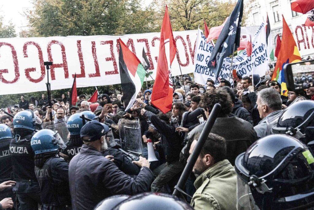 Clashes in the streets of Milan after City Council vote