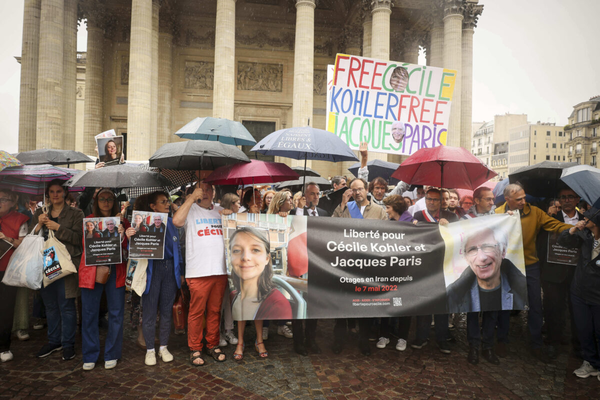 Iran, media: the two French nationals sentenced are Cecile Kohler and Chuck Paris