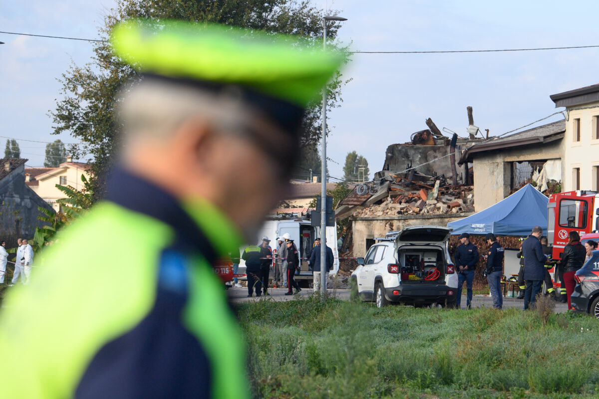 Verona explosion, inspection finds Molotov remains and gas cylinders Verona explosion, inspection finds Molotov remains and gas cylinders