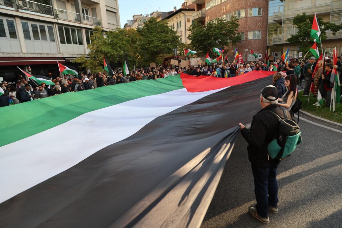 Italy-Israel, thousands march in support of Palestine in Udine Italy-Israel, thousands march in support of Palestine in Udine