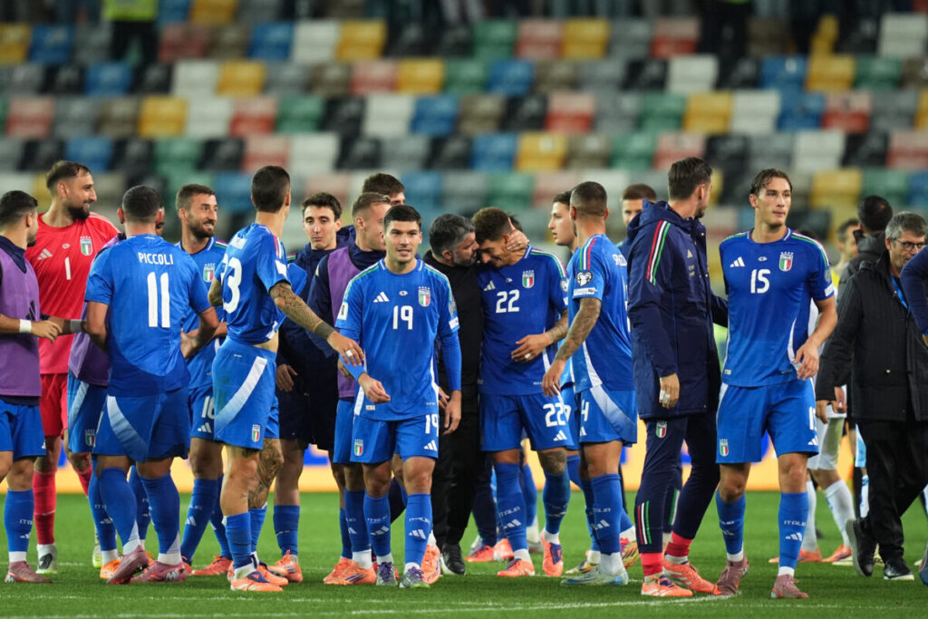 Football: World Cup qualifier, Italy-Israel 3-0