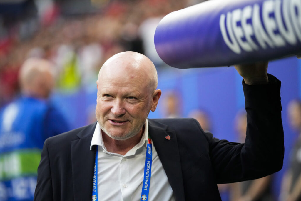 Football: Czech Republic, coach Hasek sacked after defeats to Faroe Islands