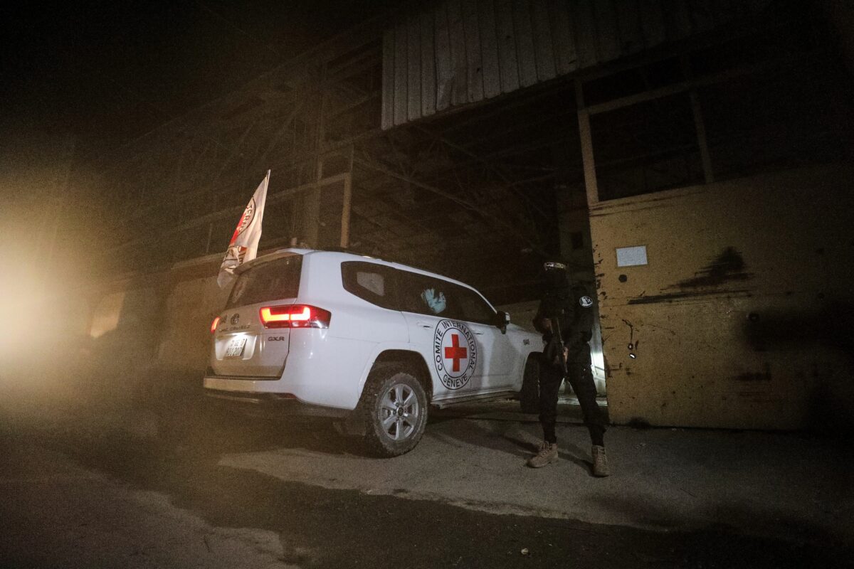 Gaza: media reports that Hamas will hand over five more hostage bodies tonight Gaza: media reports that Hamas will hand over five more hostage bodies tonight