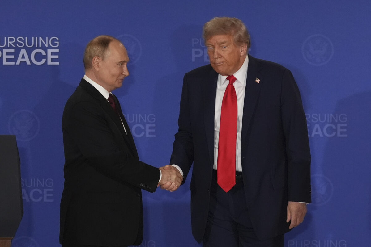 Ukraine, Trump: ‘Phone call with Putin underway’ Ukraine, Trump: ‘Phone call with Putin underway’
