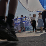 Middle East: families held hostage, block agreement if Hamas does not return bodies