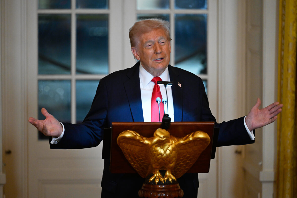 Ukraine: Axios reports that Trump will speak with Putin today before meeting with Zelensky Ukraine: Axios reports that Trump will speak with Putin today before meeting with Zelensky