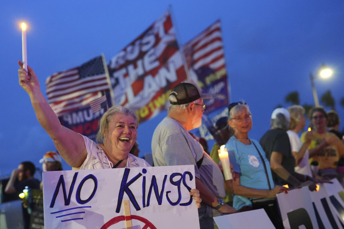 USA: From New York to Washington and Chicago, “No Kings” marches take to the streets against Trump USA: From New York to Washington and Chicago, “No Kings” marches take to the streets against Trump