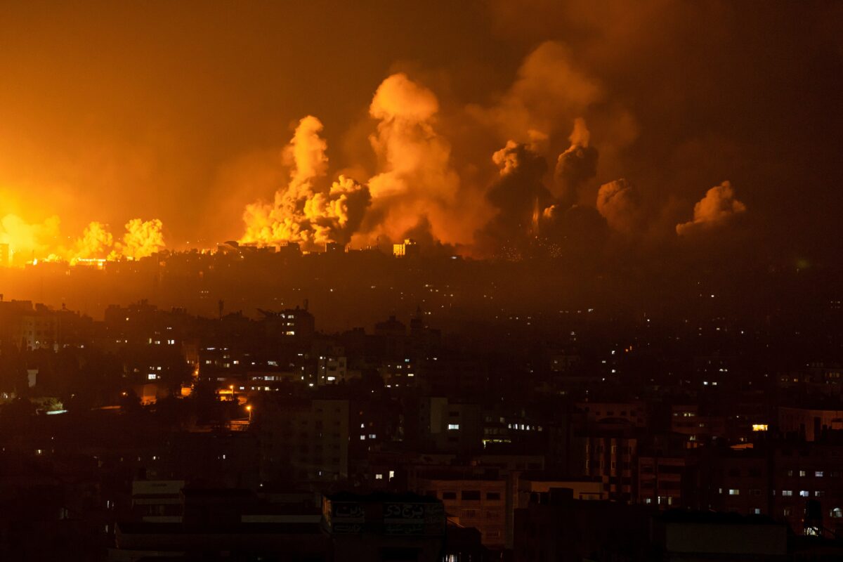 Israel launches new wave of attacks against Hamas in Gaza Israel launches new wave of attacks against Hamas in Gaza