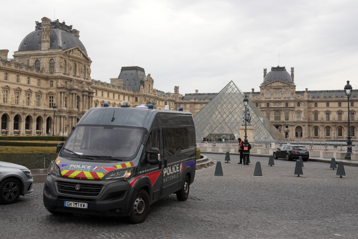 France, Louvre museum reopens after theft but some parts remain inaccessible France, Louvre museum reopens after theft but some parts remain inaccessible