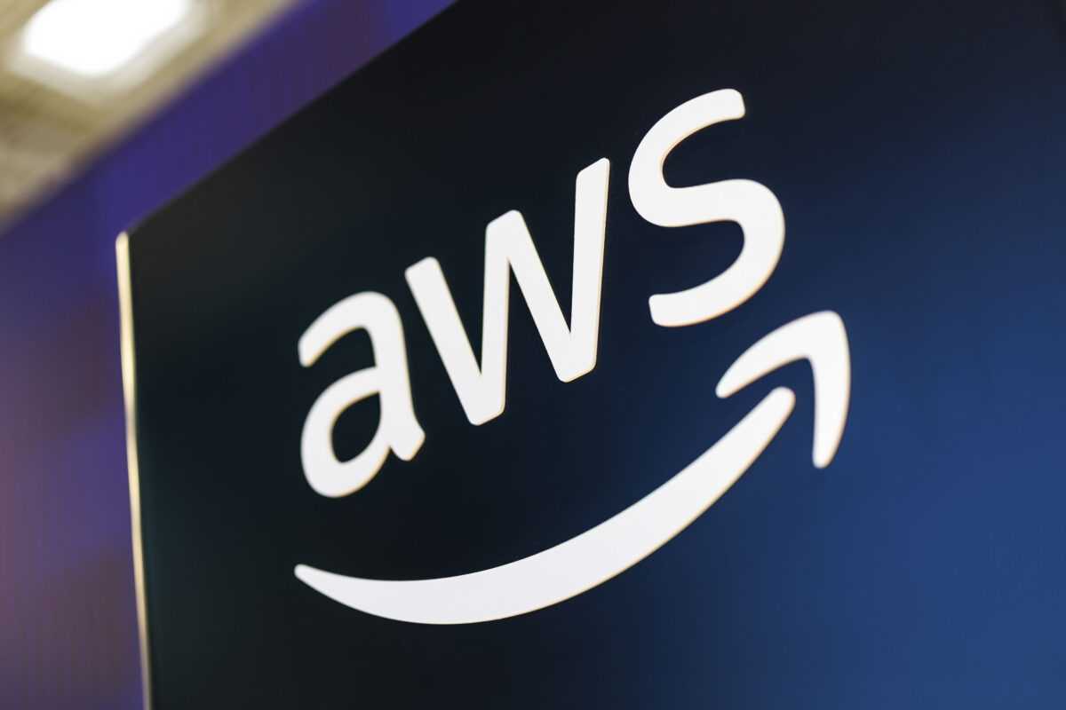 Digital: dozens of websites down, including Fortnite and Snapchat, problems at AWS Digital: dozens of websites down, including Fortnite and Snapchat, problems at AWS